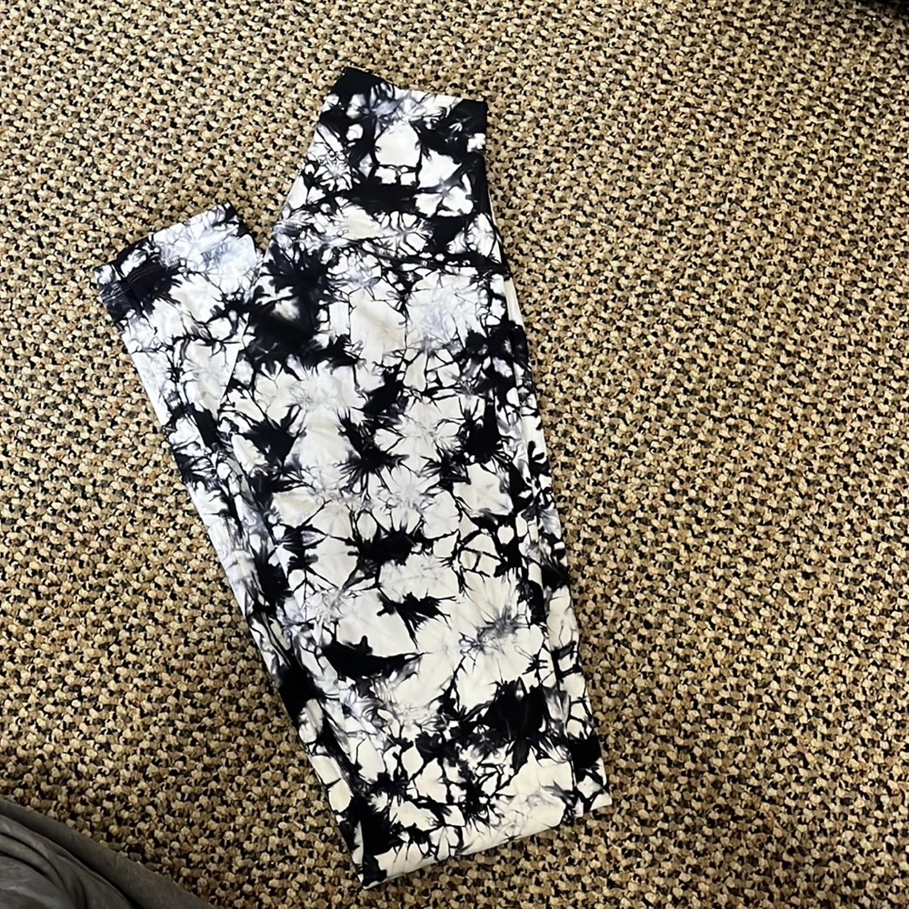 Wunder under leggings!